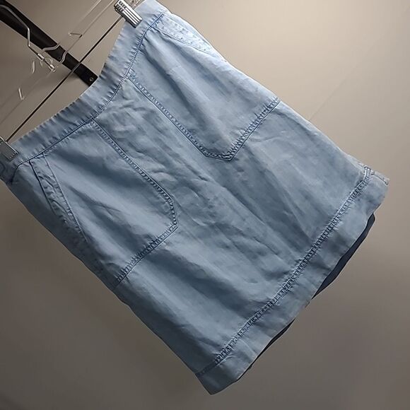 Foxcroft NYC sz M blue 100%tencel fabric - Picture 1 of 6